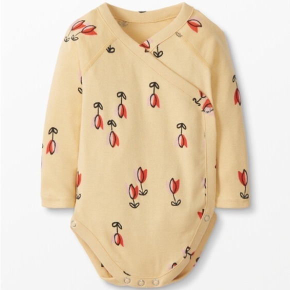 Hanna Andersson baby girl side snap bodysuit 6/12m onesie yellow tulip - Picture 1 of 3